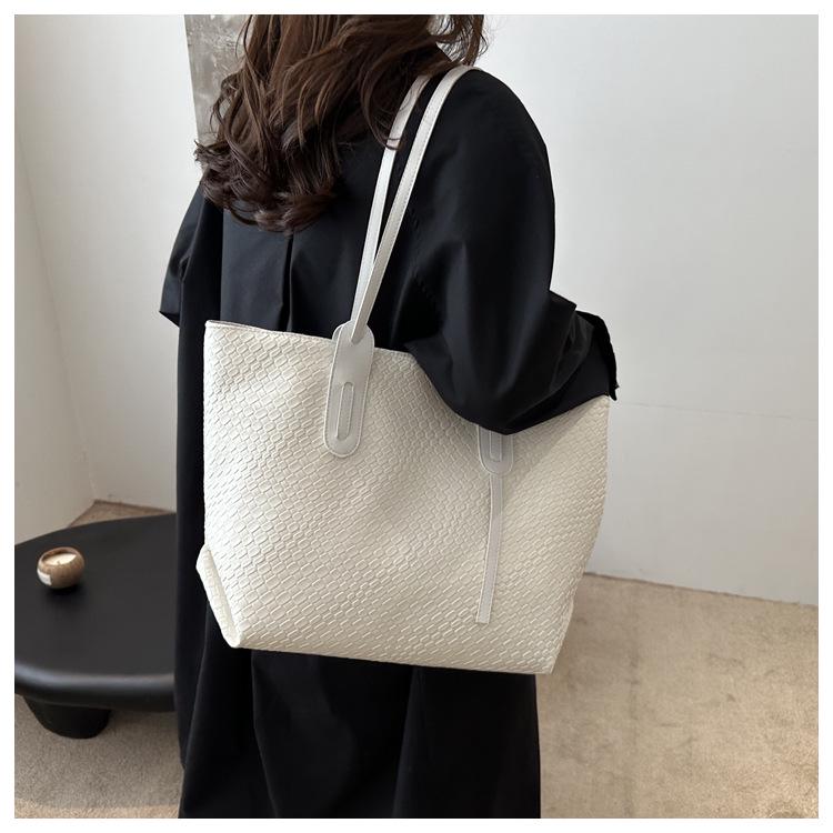 Damska tkana torba tote o dużej pojemności - Nowa moda 2024