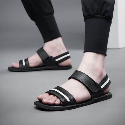2024 Heißer Verkauf Hochwertige Lederklassiker Schwarze Sommersandalen für Herren Outdoor Strandschuhe Casuals Sportsandalen Übergröße 47