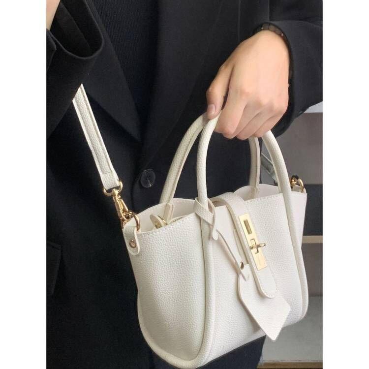 Fashionable Lychee Patterned Soft Leather Handbag, High-end Water Bucket Bag, Large Capacity Versatile Single Shoulder Crossbody Bag
