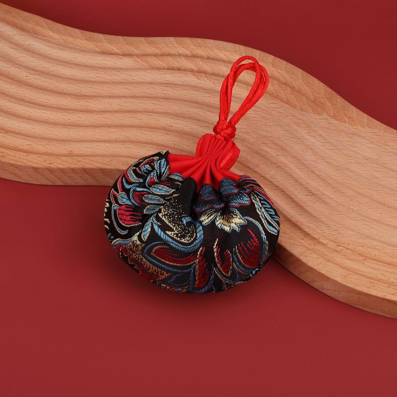 Scented Sachet: Hanging Cotton Linen Bag with Traditional Chinese Medicine Aroma for Bedroom