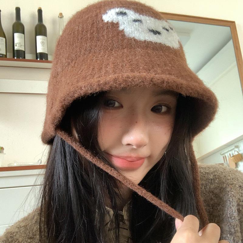 

Новая вязаная милая шапка-ведро с медведем, универсальная теплая, женская, для маленького лица, с ремешком, шерстяная шапка, утолщенная шапка-ведро Adult average size