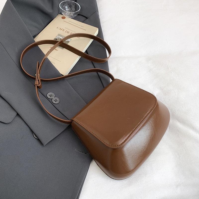 

Vintage Maillard large-capacity chestnut bag high-value exquisite versatile saddle bag niche design shoulder messenger bag коричневый