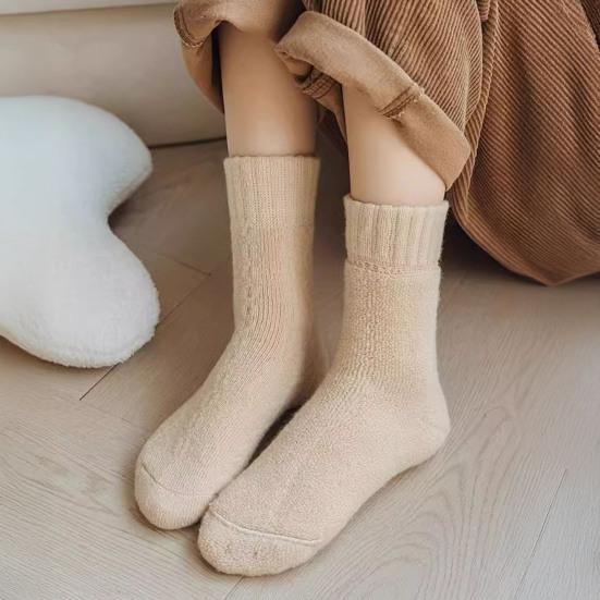 Winter Fleece Lined Crew Socks for Women Cozy Soft Warm Thick Floor Socks Thermal Boot Socks for Cold Weather