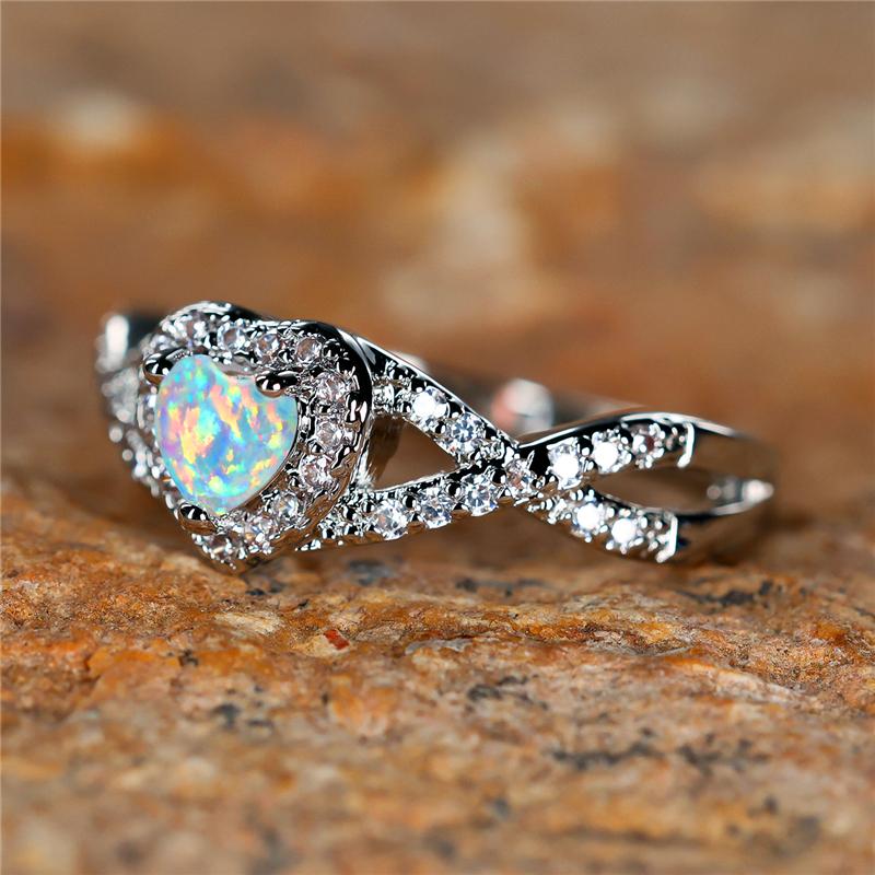 Boho Female White Fire Opal Stone Engagement Ring Vintage Silver Color Summer Wedding Jewelry For Women