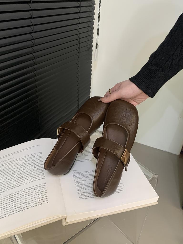 Französisch Retro Licht Mund Spät Abend Brise 2025 Frühling Neu Ein-Wort mit eckiger Spitze Weiche Sohle Koreanische Version Kleine Lederschuhe Damen