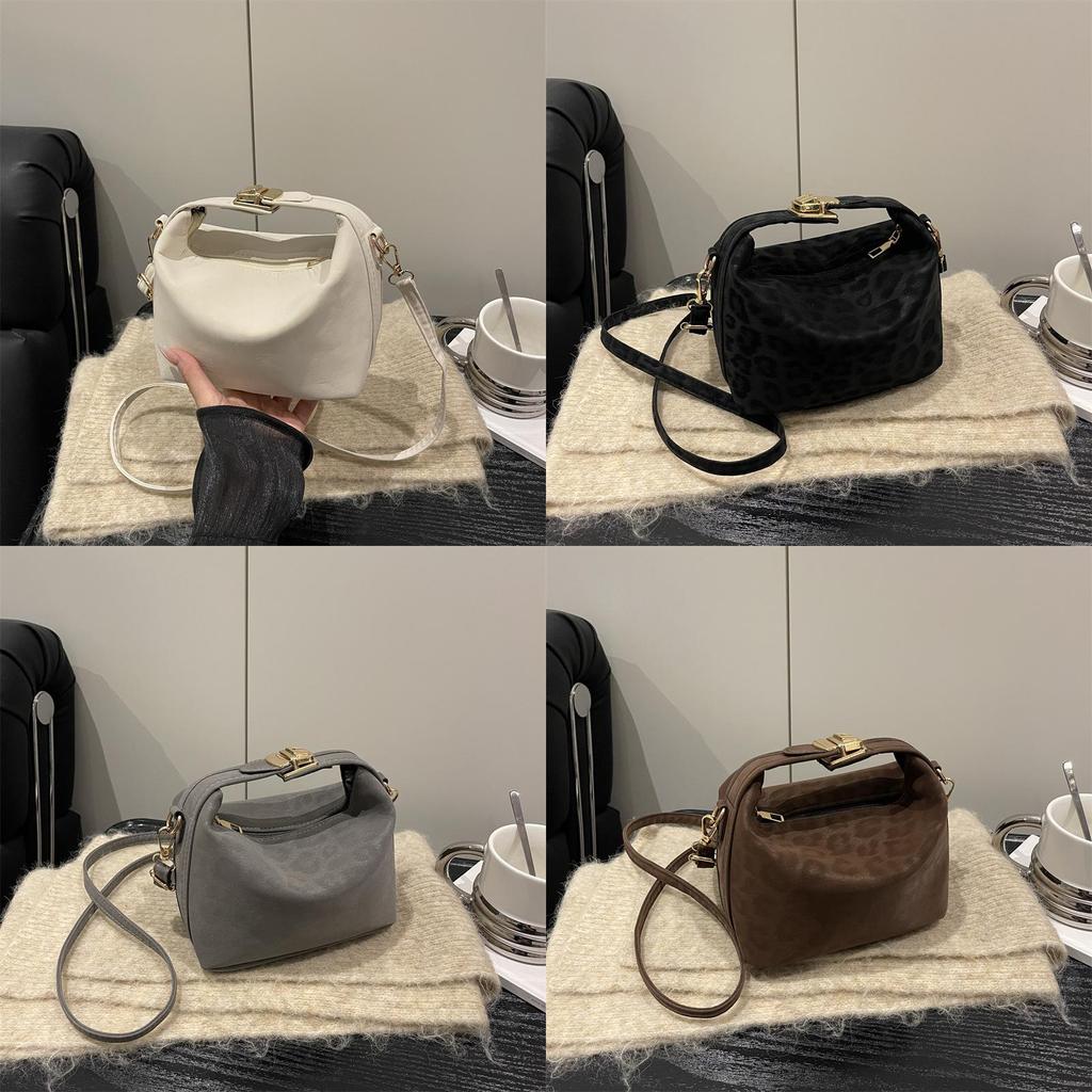 Fashionable Womens Crossbody Bucket Bag Made Of Pu For Casual Outings