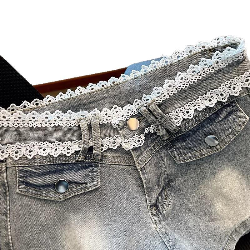 Women's Lace Patchwork Low-Waist Denim Shorts - Hip-Enhancing, Tight-Fitting Summer Style 2026