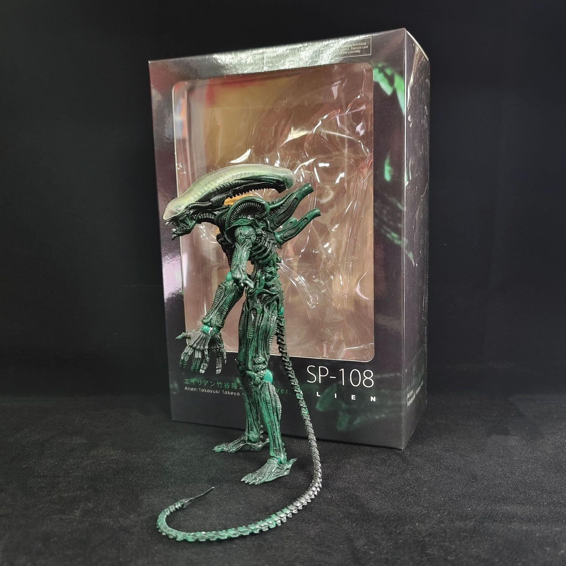 

Green SP-108 Alien Figure Takayuki Takeya Ver. Movable Action Figure Boxed Collectible Model Toy For Anime Fans Surprise Gift