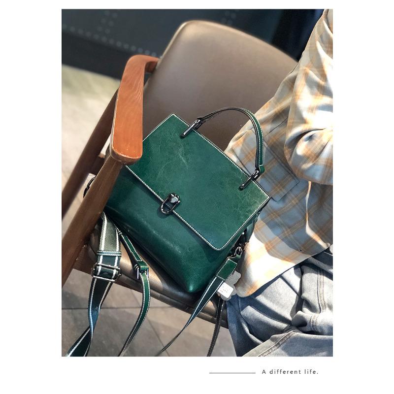 Genuine Leather Shell Bag for Women, Top Grain Oil Wax Cowhide Shoulder Purse, 2026 New Minimalist Clutch, Soft Texture Crossbody Bag, Vintage Style