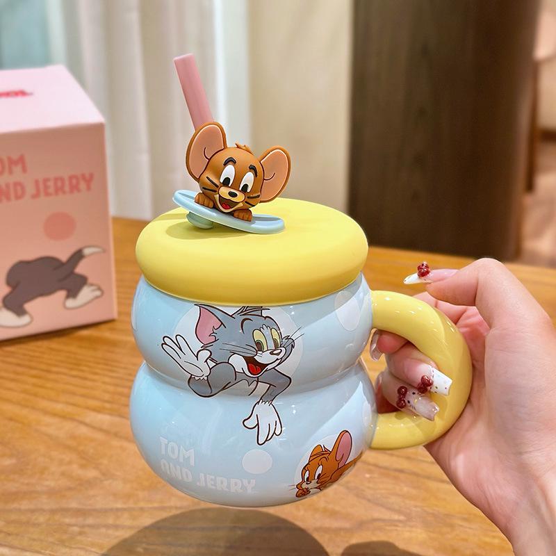 

Набір керамічних чашок для пари до Свята середини осені: Дизайн Кіт і Миша з кришкою - Ідеальний подарунок високої цінності 530ML синій