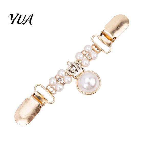 Stylish Clothing Fastener Vintage Sweater Clips for Women Girls, Retro Faux Pearl/Floral Cardigan Clips, Elegant Collar No Sew Waist Adjuster