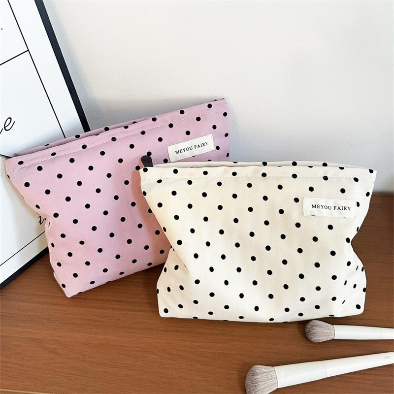 New Style Personalized Polka Dot Makeup Bag, Sweet and Portable Travel Skincare Storage Bag, Simple Toiletry Bag, Inner Pocket Bag