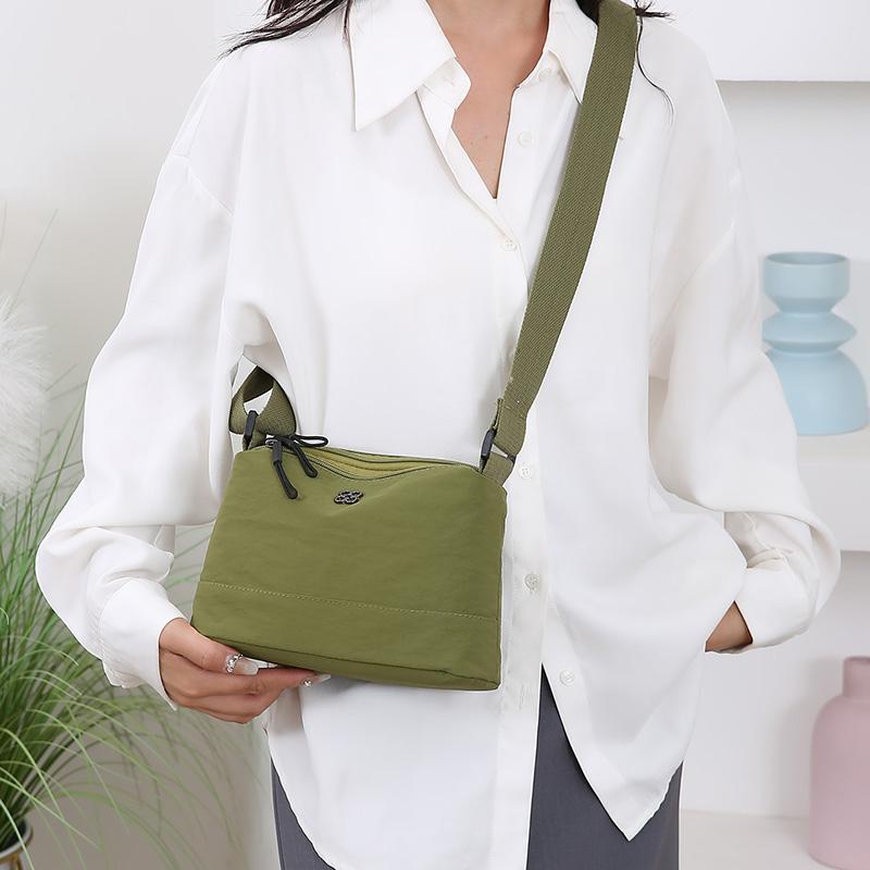 Women's Lightweight Nylon Shoulder Bag – Convertible Crossbody for Travel, Water-Resistant with Phone Pocket