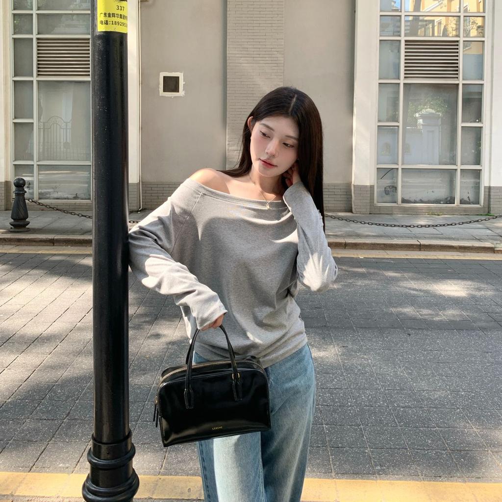 Spring and Autumn loose Off shoulder Long sleeve T-shirt Women Solid color Casual Tops Lady Basic Tees Korean style Youth Blouses