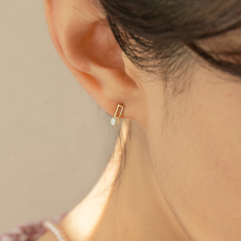 

Primaute [14K GOLD]SQUARE LINE PEARL PRE307