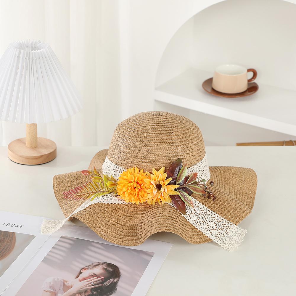 Early spring new beach travel sunscreen hat fashionable flower summer UV protection sunshade straw hat