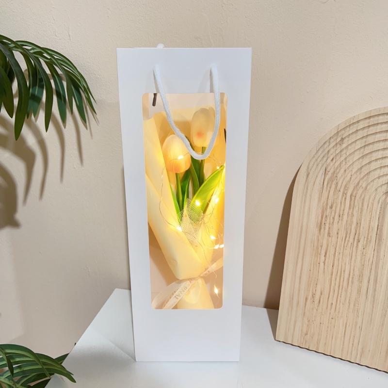 Kreativní ručně držená kytice tulipánů Háčkované květiny Puff se světelnými řetězy Ručně vyráběný dárek ke Dni učitelů, Valentýnu