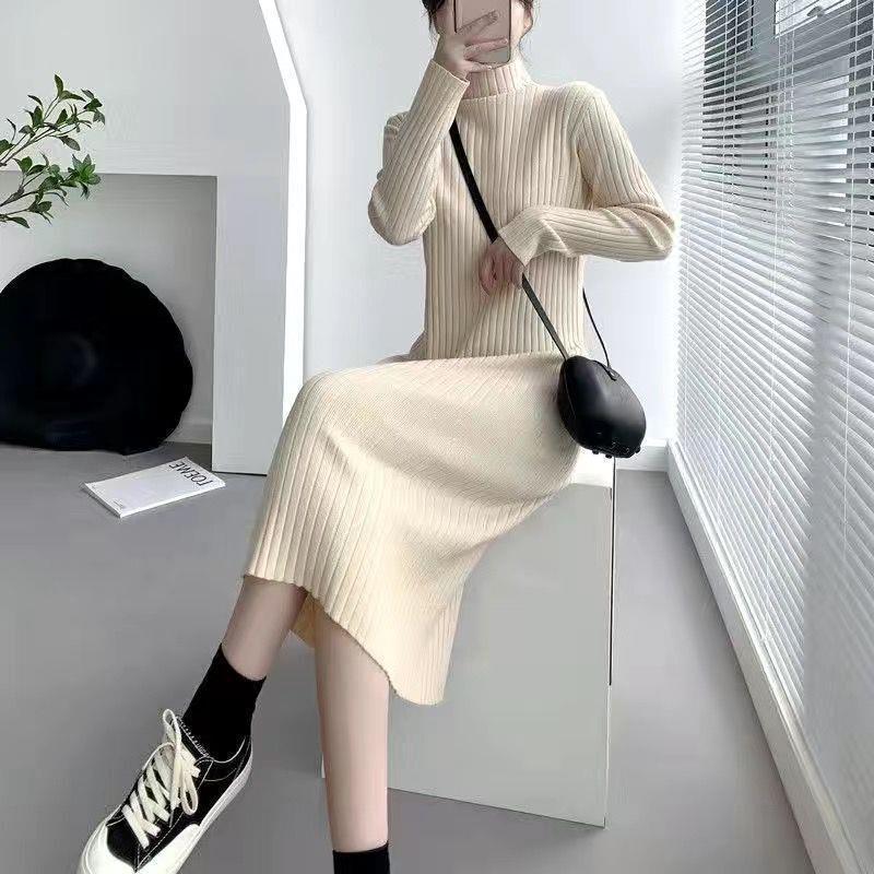 2025 Autumn/Winter Plus Size Over-the-Knee Knit Dress - Solid Color, Versatile Style