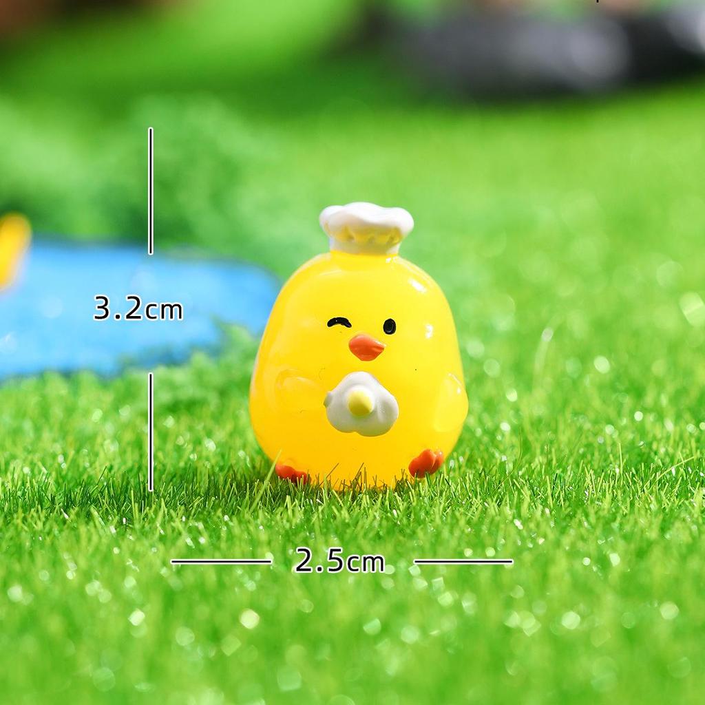 High-End Resin Micro Landscape Chicken Ornaments