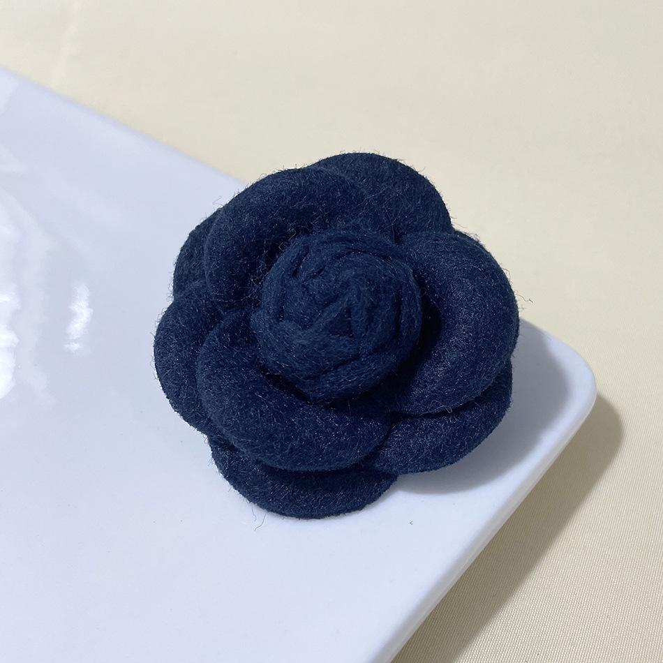 Vintage French-Style Camellia Brooch: Fabric Flower Corsage Pin Accessory