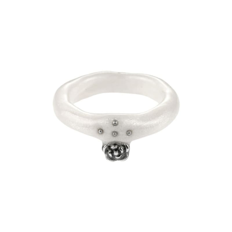 Nff Rose Drop Ring-white