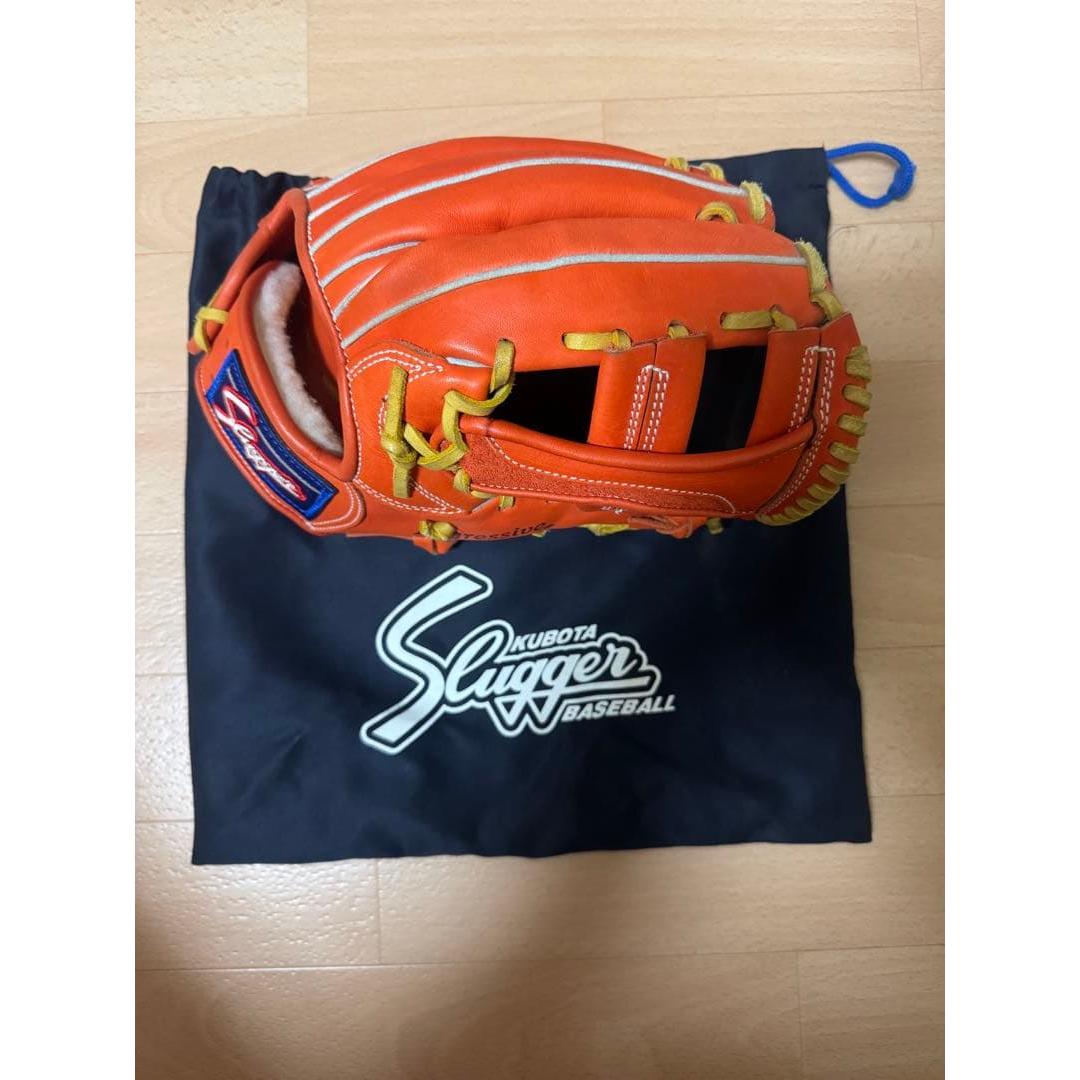 Used Kubota Slugger KSN-24PS Soft ball glove