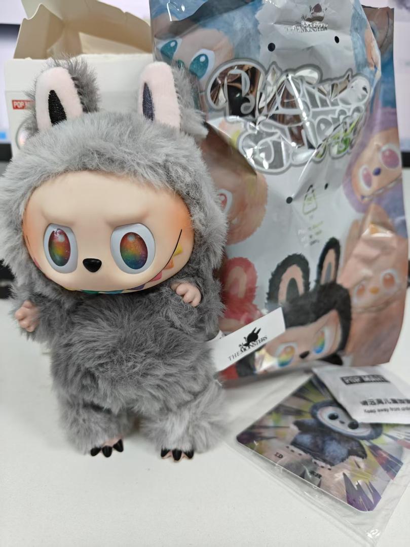 

[Б/У] POP MART Biginto Energy ID Honga Secretrate