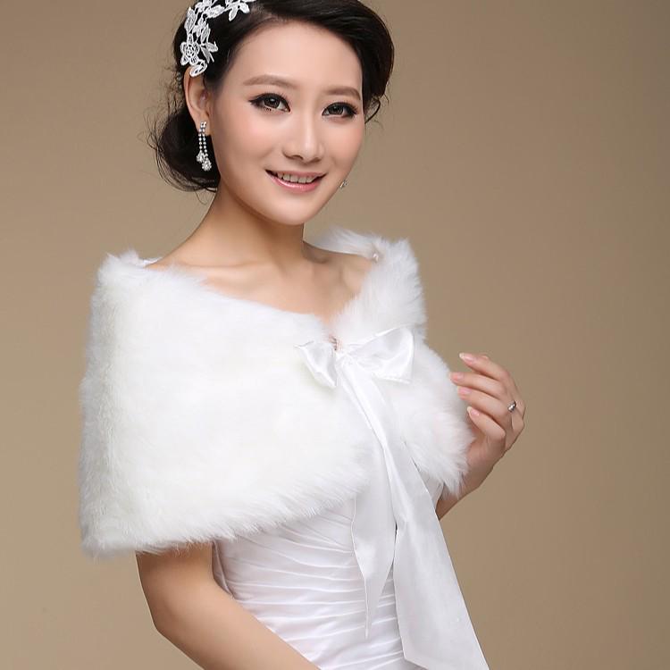 Luxurious Plus Size Wedding Dress Shawl Cape - Thick, Long Sleeve Fur for Brides
