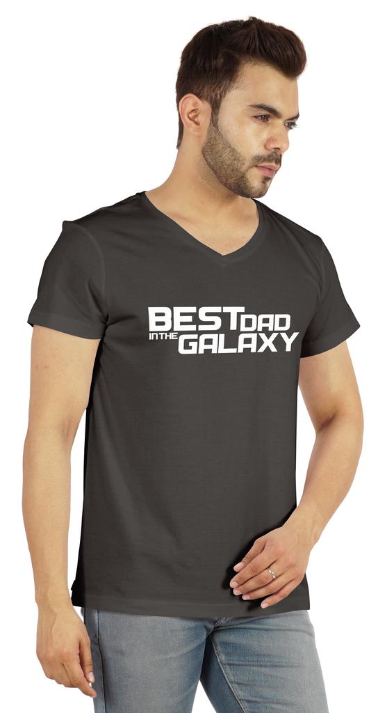 Inkmeso V-Neck Tee Shirt For Men Graphic Print   Best Dad In The Galaxy   Tshirt For Father's Day Gift Jersey