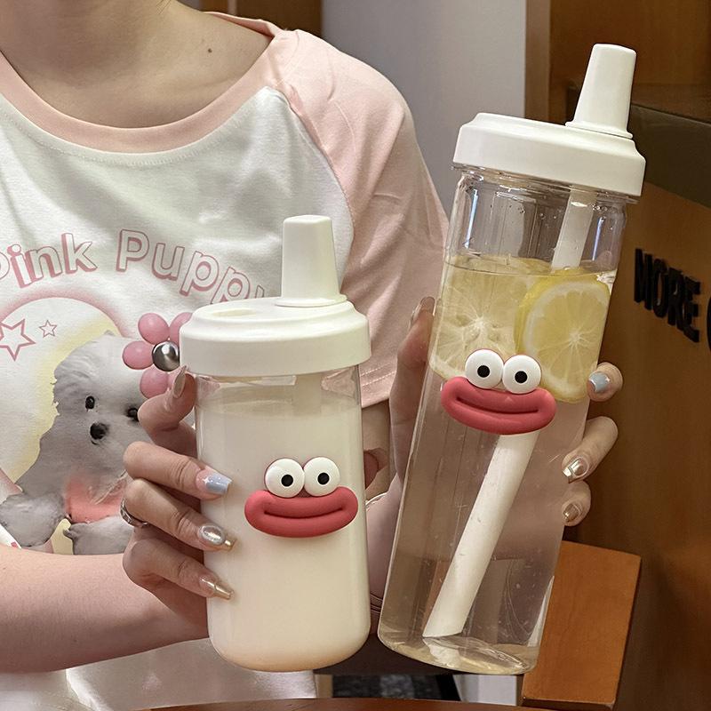 

500/850ML Cute Bubble Tea Plastic Water Bottle With Pearl Milk Tea Straw Girl Water Cup Large Capacity Students Coffee Juice Cup 500ml білий