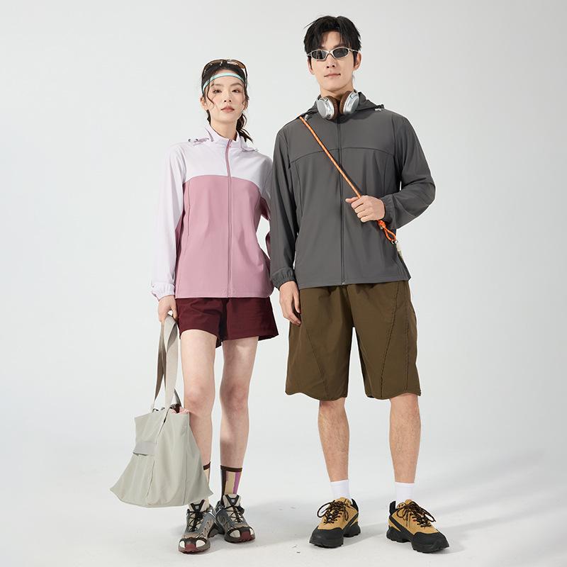 Outdoor sunscreen clothing for men and women 1011 new original yarn ice silk sunscreen clothing removable hat summer thin breathable jacket