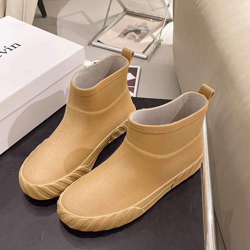 

Водонепроницаемая модная женская обувь для дождя на мягкой подошве, короткие женские резиновые сапоги, нескользящая женская обувь для дождя, холодостойкие и теплые водные сапоги, взрослая кухонная обувь 41