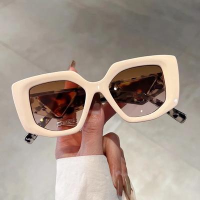 Gafas de sol poligonales de diseño vintage para mujer y hombre, gafas de sol de lujo a la moda, estilo punk moderno para mujer, grandes gafas de sol naranjas.