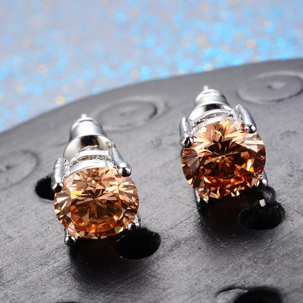 Białe Okrągłe Kolczyki Sztyfty z Diamentami z Czterema Ząbkami dla Kobiet - 8MM Cyrkonia, Modna i Wszechstronna Biżuteria.