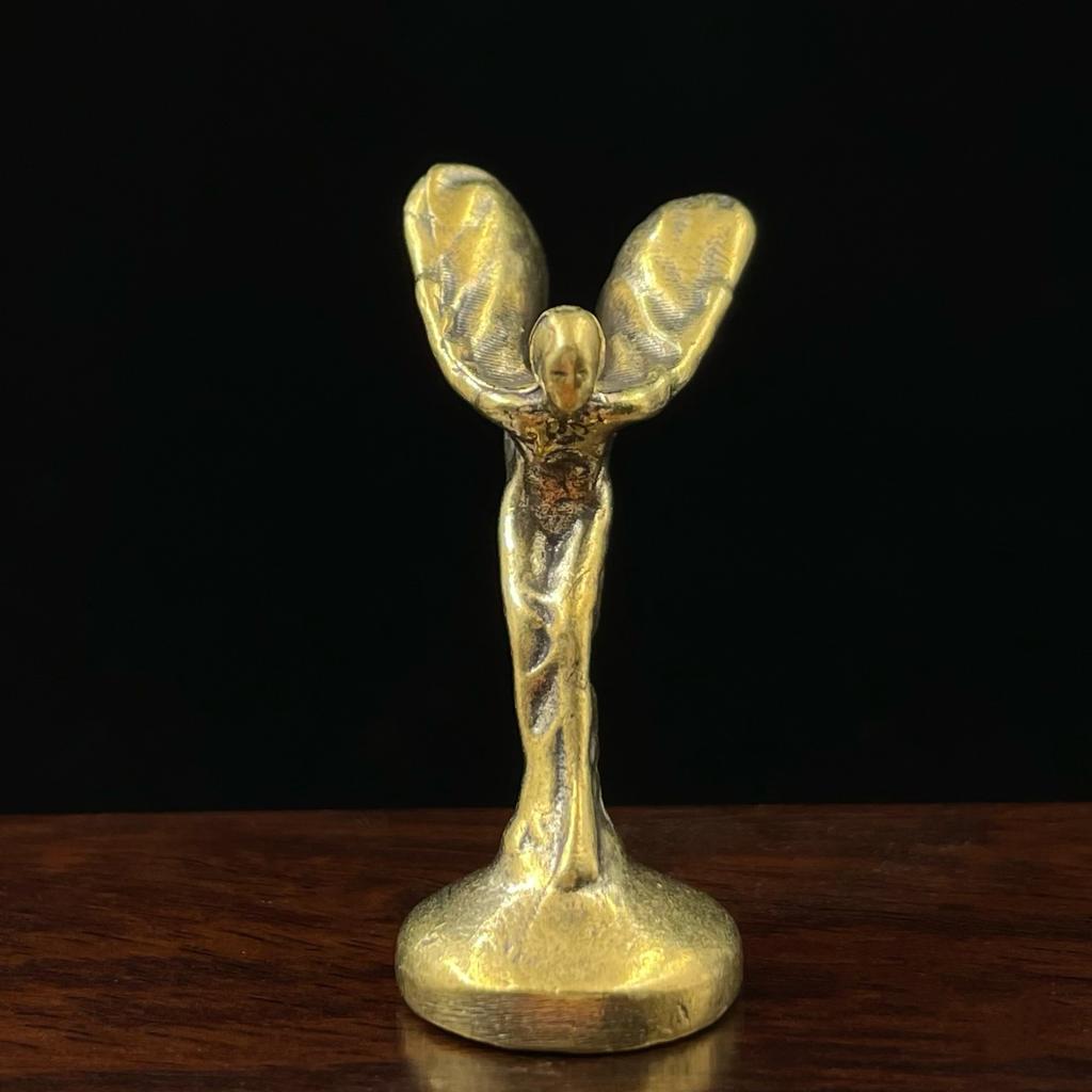 Handmade Bronze Trophy Awards Desktop Decor Retro Ornaments Small Bronze Figurine Statue Craft Souvenirs Little Golden Man Cup