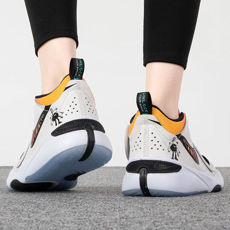 New Nike Team Hustle D11 GS 'Doodles' FJ7688-101