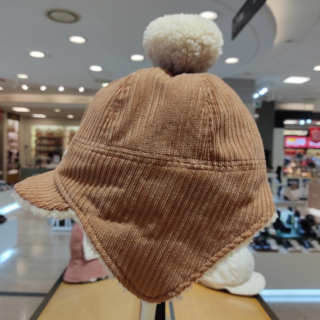 Capten Elle (Authentic) Pogle Mustang Bonnet Winter Hat ELC6UAE019