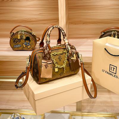 Damska torba z prawdziwej skóry Nowa Moda Retro Boston Poduszka Torba Wszechstronna na ramię Crossbody