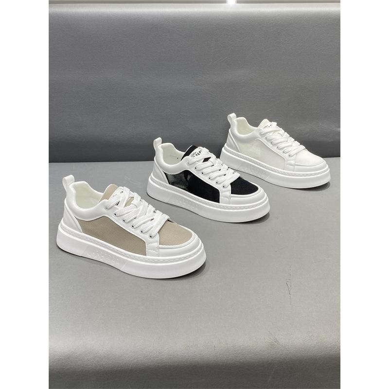 Neue atmungsaktive Mesh-Freizeitschuhe für den Sommer für junge Schüler dicke Sohle leicht niedrig geschnitten Board kl