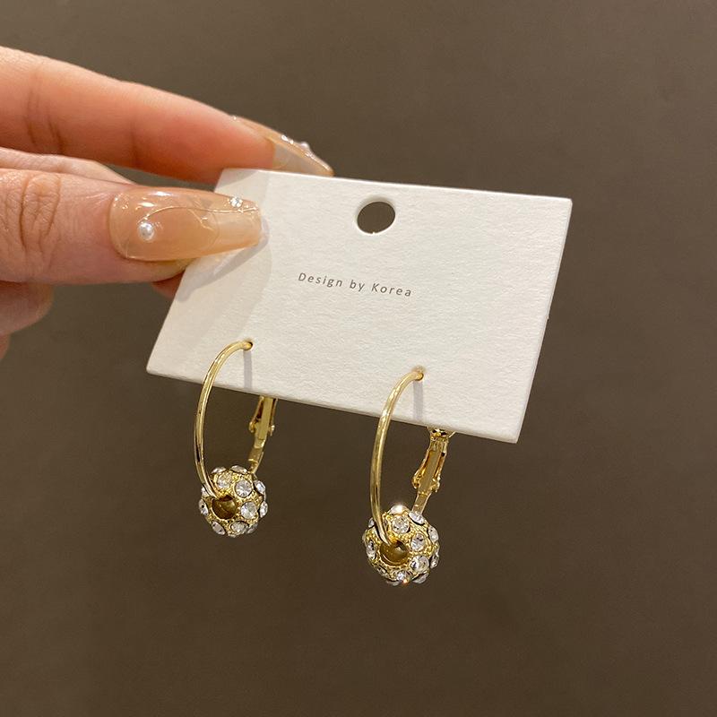 

Silver Needle Full Diamond Ball Earrings Women s Premium Sense Personality Versatile Plain Ring Earrings European and American Style New Ear Jewelry