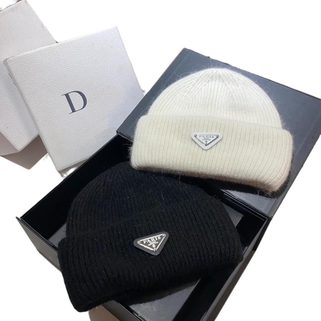 Französische Strick-Wintermütze mit Ohrenschutz aus Kaninchenfell - Warm, stilvolles umgekehrtes Dreieck-Design, doppelt umgeschlagener Randwolle