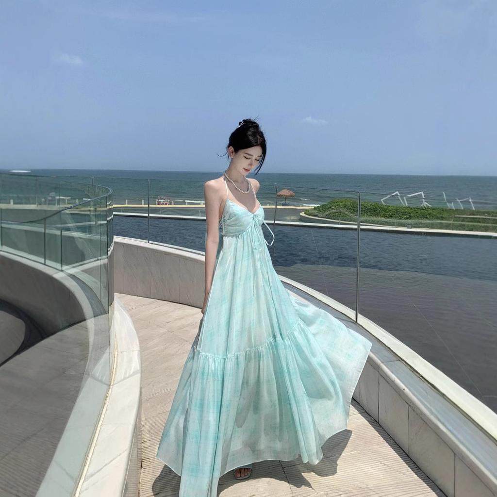 French temperament mint green neck suspender dress women's summer Sanya seaside vacation backless big swing dress