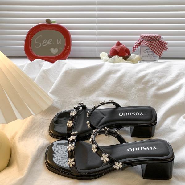 

Модные блестящие шлепанцы большого размера на квадратном каблуке, женская обувь, женские тапочки, модные желейные шлепанцы на блочном каблуке 2025, роскошные хрустальные туфли, тапочки, повседневные 35