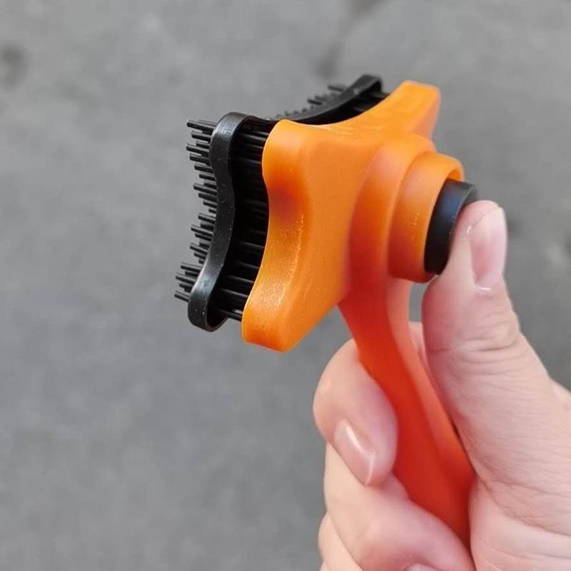 Pet Hair Removal Shell Comb for Cats and Dogs - Effective Grooming Tool for British Shorthairs, Removes Loose Fur.