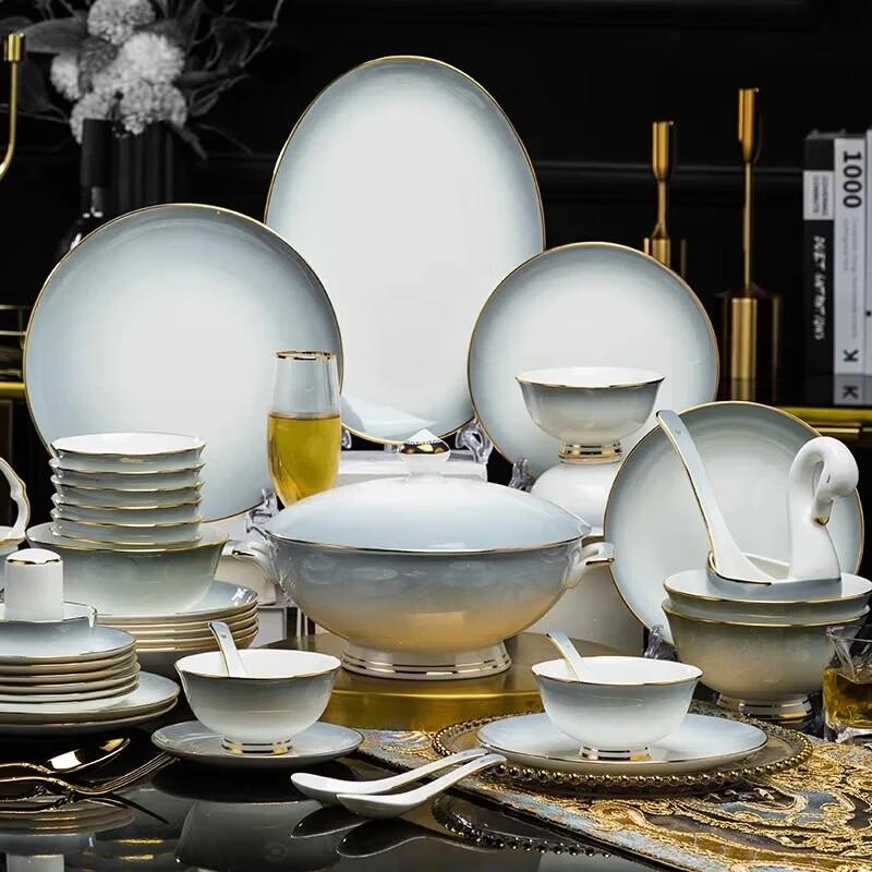 Santa Monica 50-Piece Ceramic Dinnerware Set