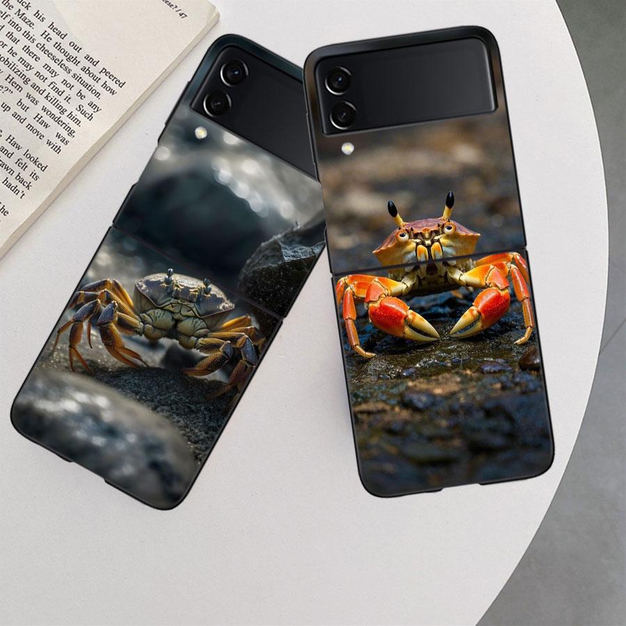 Unique Animal Crab Phone Case For Samsung Z Flip 7 6 5G Galaxy Z Flip 5 4 3 Black Hard Cell Cover Luxury PC Shell Coque