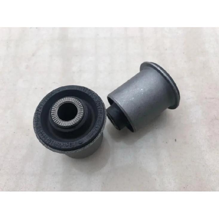 (2pcs/kit) Front swing arm liner Control Arm bushing Front lower arm bushing for ROEWE 350 MG5 50006098