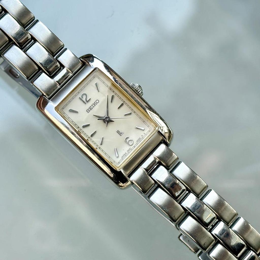 [USED] SEIKO LUKIA 90s Quartz Vintage Watch