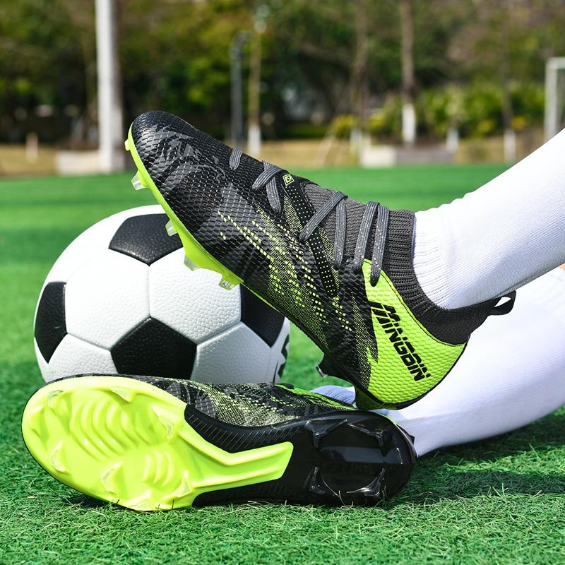 New Men Football Boots Professional Soccer Shoes Cleats Futsal Women Unisex Ultralight  High-quality TF/FG Sneakers