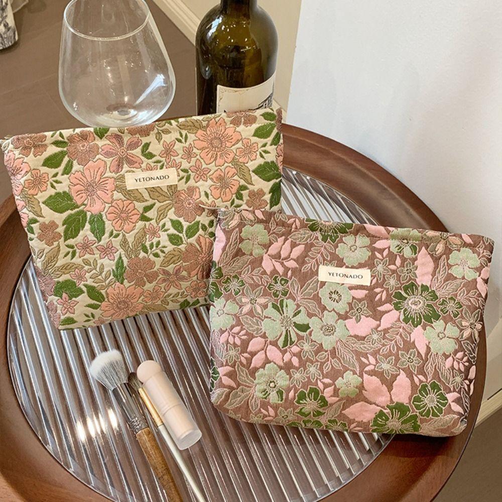 Polyester Canvas Flower Clutch Bag Flower Pattern Large Capacity Makeup Bag Portable Zipper Closure Cosmetic Organizer